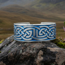 Load image into Gallery viewer, Celtic Knot Bracelet, Celtic Jewelry, Irish Bangle Bracelet, Scotland Jewelry, Ireland Jewelry, Celtic Cuff, Wife Gift, Girlfriend Gift