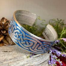 Load image into Gallery viewer, Celtic Knot Bracelet, Celtic Jewelry, Irish Bangle Bracelet, Scotland Jewelry, Ireland Jewelry, Celtic Cuff, Wife Gift, Girlfriend Gift