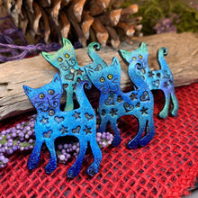 Load image into Gallery viewer, Cat Brooch, Cat Lover Gift, Scotland Jewelry, Cat Pin, Scarf Pin, Celtic Pin, Cat Jewelry, Teacher Gift, Mom Gift, Sister Gift, Wife Gift