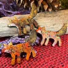 Load image into Gallery viewer, Fox Brooch, Fox Lover Gift, Scotland Jewelry, Fox Pin, Scarf Pin, Celtic Pin, Fox Jewelry, Teacher Gift, Mom Gift, Sister Gift, Wife Gift