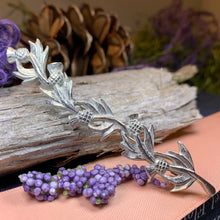 Load image into Gallery viewer, Thistle Brooch, Scottish Kilt Pin, Celtic Kilt Pin, Outlander Jewelry, Nature Jewelry, Thistle Lapel Pin, Bridal Jewelry, Scotland Gift