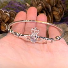 Load image into Gallery viewer, Claddagh Bracelet, Celtic Jewelry, Irish Jewelry, Ireland Gift, Bridal Jewelry, Heart Jewelry, Girlfriend Gift, Wife Gift, Anniversary Gift
