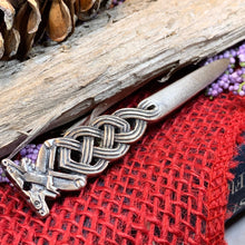 Load image into Gallery viewer, Celtic Wolf Kilt Pin, Scottish Jewelry, Irish Kilt Pin, Tartan Pin, Cape Pin, Bagpiper Gift, Scotland Pin, Celtic Shawl Pin, Viking Jewelry