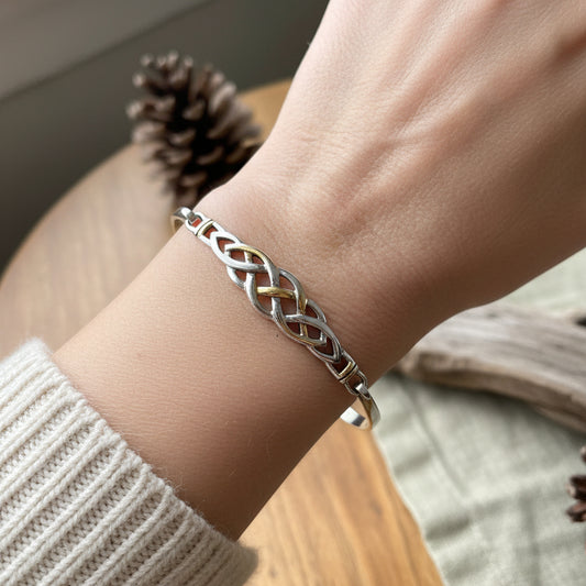 Celtic Knot Bracelet, Celtic Jewelry, Irish Jewelry, Love Knot Jewelry, Bridal Jewelry, Scotland Jewelry, Wife Gift, Ireland Gift, Mom Gift