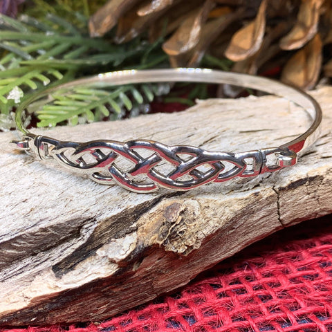 Load image into Gallery viewer, Celtic Knot Bracelet, Celtic Jewelry, Irish Jewelry, Love Knot Jewelry, Bridal Jewelry, Scotland Jewelry, Wife Gift, Ireland Gift, Mom Gift