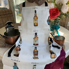Load image into Gallery viewer, Scottish Apron, Scotland Gift, Whisky Lover Gift, Chef Gift, Bagpiper Gift, Outlander Gift, Whiskey Gift, Mom Gift, Sister Gift, Dad Gift