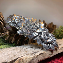 Load image into Gallery viewer, Sugar Skull Hair Clip, Skull Barrette, Flower Jewelry, Gothic Jewelry, Friend Gift, Wiccan Jewelry, Pewter Jewelry, Nature Barrette