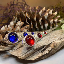 Load image into Gallery viewer, Celtic Kilt Pin, Celtic Jewelry, Scotland Jewelry, Outlander Jewelry, Best Man Gift, Crystal Pin, Kilt Pin, Tartan Pin, Celtic Brooch