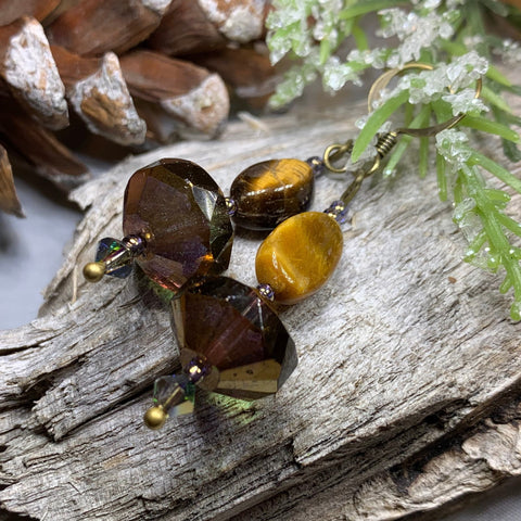 Load image into Gallery viewer, Golden Autumn Earrings, Crystal Jewelry, Gold Long Earrings, Beaded Drop Earrings, Mom Gift, Sister Gift, Friendship Gift, Nature Jewelry