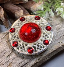 Load image into Gallery viewer, Celtic Brooch, Irish Viking Pin, Irish Jewelry, Scottish Brooch, Celtic Pin, Ireland Gift, Plaid Pin, Tartan Pin, Wiccan Jewelry