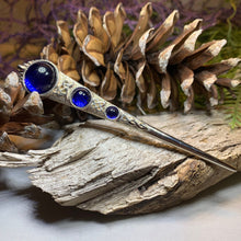 Load image into Gallery viewer, Celtic Kilt Pin, Celtic Jewelry, Scotland Jewelry, Outlander Jewelry, Best Man Gift, Crystal Pin, Kilt Pin, Tartan Pin, Celtic Brooch