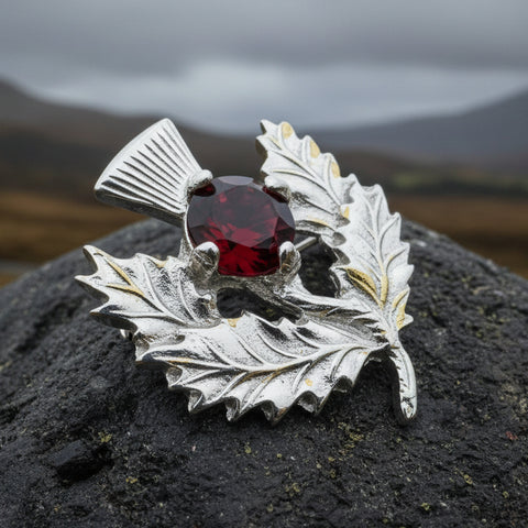 Load image into Gallery viewer, Thistle Brooch, Celtic Jewelry, Scottish Pin, Bridal Jewelry, Anniversary Gift, Tartan Pin, Celtic Brooch, Scotland Jewelry, Outlander Pin