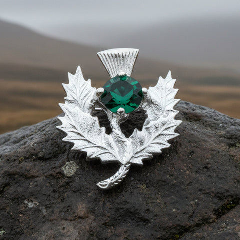 Load image into Gallery viewer, Thistle Brooch, Celtic Jewelry, Scottish Pin, Bridal Jewelry, Anniversary Gift, Tartan Pin, Celtic Brooch, Scotland Jewelry, Outlander Pin
