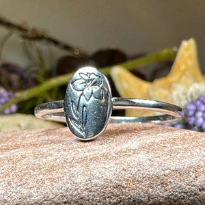 Welsh Daffodil Ring, Celtic Jewelry, Wales Jewelry, Flower Jewelry, Minimalist Ring, Nature Ring, Daffodil Jewelry, Mom Gift, Wife Gift