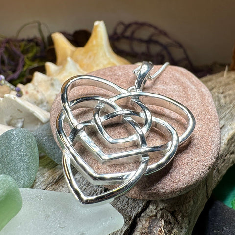 Load image into Gallery viewer, Mother's Knot Necklace, Celtic Knot Pendant, Ireland Jewelry, Mother Child, New Mom Gift, Trinity Knot, Irish Gift, Mother Daughter Gift