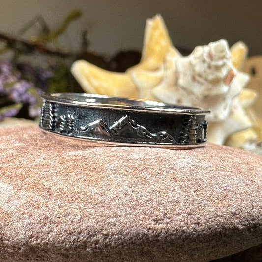 Minimalist Mountain Ring, Scottish Highlands Ring, Celtic Jewelry, Scotland Jewelry, HIker Jewelry, Wiccan Jewelry, Anniversary Gift