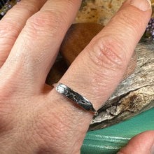 Load image into Gallery viewer, Minimalist Mountain Ring, Scottish Highlands Ring, Celtic Jewelry, Scotland Jewelry, HIker Jewelry, Wiccan Jewelry, Anniversary Gift
