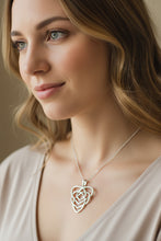 Load image into Gallery viewer, Mother's Knot Necklace, Celtic Knot Pendant, Ireland Jewelry, Mother Child, New Mom Gift, Trinity Knot, Irish Gift, Mother Daughter Gift