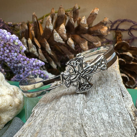 Load image into Gallery viewer, Celtic Cross Bracelet, Celtic Jewelry, Irish Jewelry, Scottish Jewelry, Cuff Bracelet, Anniversary Gift, Norse Jewelry, Ireland Gift