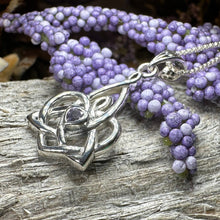 Load image into Gallery viewer, Mother's Knot Necklace, Celtic Knot Pendant, Irish Jewelry, Mom Gift, Celtic Heart Pendant, Ireland Gift, Mother & Child Jewelry, White Opal