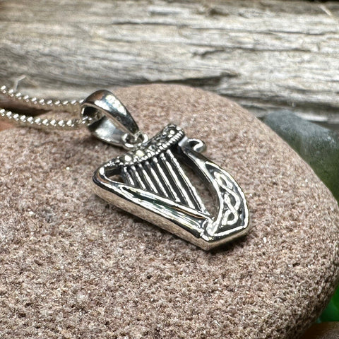 Load image into Gallery viewer, Harp Necklace, Celtic Jewelry, Irish Jewelry, Ireland Gift, Music Jewelry, Harp Pendant, Wife Gift, Sister Gift, Girlfriend Gift, Mom Gift