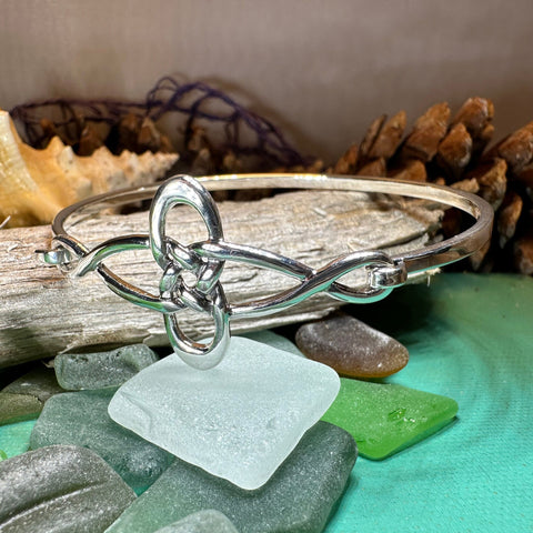 Load image into Gallery viewer, Celtic Knot Bracelet, Celtic Jewelry, Irish Jewelry, Love Knot Jewelry, Bridal Jewelry, Scotland Jewelry, Wife Gift, Ireland Gift, Mom Gift