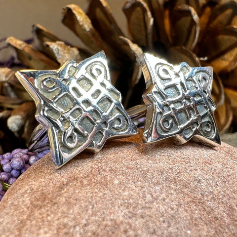 Load image into Gallery viewer, Celtic Knot Cuff Links, Scotland Jewelry, Celtic Jewelry, Dad Gift, Ireland Gift, Groom Gift, Best Man Gift, Sterling Silver, Husband Gift