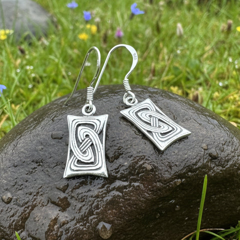 Load image into Gallery viewer, Celtic Knot Earrings, Celtic Jewelry, Irish Jewelry, Scotland Jewelry, Sterling Silver, Pagan Jewelry, Scottish Jewelry, Anniversary Gift