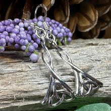 Load image into Gallery viewer, Celtic Knot Earrings, Irish Jewelry, Scotland Jewelry, Ireland Gift, Anniversary Gift, Mom Gift, Wife Gift, Trinity Knot Drop Earrings