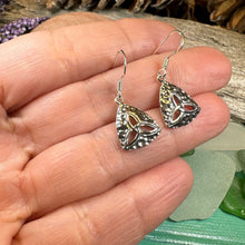 Load image into Gallery viewer, Trinity Knot Earrings, Celtic Jewelry, Irish Jewelry, Celtic Knot Jewelry, Scottish Earrings, Wife Gift, Silver Dangle Earrings, Pagan Gift