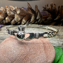 Load image into Gallery viewer, Claddagh Bracelet, Celtic Jewelry, Irish Jewelry, Ireland Gift, Bridal Jewelry, Heart Jewelry, Girlfriend Gift, Wife Gift, Anniversary Gift