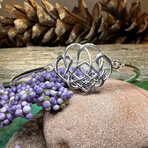 Load image into Gallery viewer, Celtic Knot Bracelet, Celtic Jewelry, Irish Jewelry, Love Knot Jewelry, Bridal Jewelry, Scotland Jewelry, Wife Gift, Ireland Gift, Mom Gift