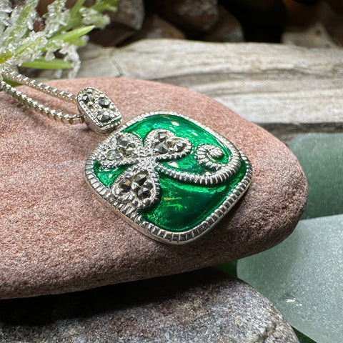 Load image into Gallery viewer, Shamrock Necklace, Clover Pendant, Irish Necklace, Irish Gift, Anniversary Gift, Emerald Ireland Jewelry, Friendship Gift, Celtic Necklace