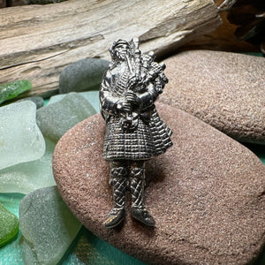 Bagpiper Brooch, Celtic Scatter Pin, Scotland Lapel Pin, Irish Jewelry, Dad Gift, Highland Dance Gift, Bagpipes Gift, Scotland Jewelry