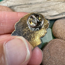 Load image into Gallery viewer, Dog Brooch, Dog Lover Gift, Labrador Lapel Pin, Dog Pin, Scarf Pin, Dog Lover Gift, Dog Jewelry, Hunter Gift, Pewter Coat Pin, English Lab