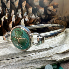 Load image into Gallery viewer, Shamrock Bracelet, Celtic Jewelry, Irish Jewelry, Bangle Bracelet, Clover Jewelry, Ireland Jewelry, Wife Gift, Irish Shamrock Bangle