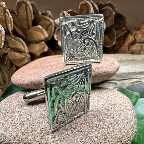 Load image into Gallery viewer, Celtic Cuff Links, Scotland Jewelry, Men's Celtic Jewelry, Boy's Irish Jewelry, Bagpiper Gift, Groom Gift, Boyfriend Gift, Husband Gift