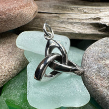 Load image into Gallery viewer, Trinity Knot Necklace, Celtic Necklace, Irish Pendant, Scottish Necklace, Mom Gift, Anniversary Gift, Celtic Knot Jewelry, Triquetra Pendant