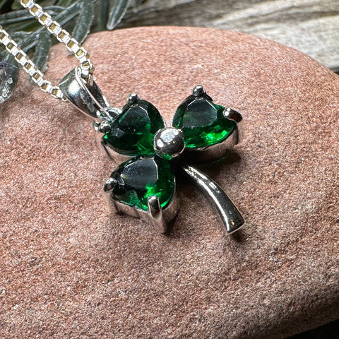 Load image into Gallery viewer, Shamrock Necklace, Clover Pendant, Irish Necklace, Irish Gift, Anniversary Gift, Emerald Ireland Jewelry, Friendship Gift, Celtic Necklace