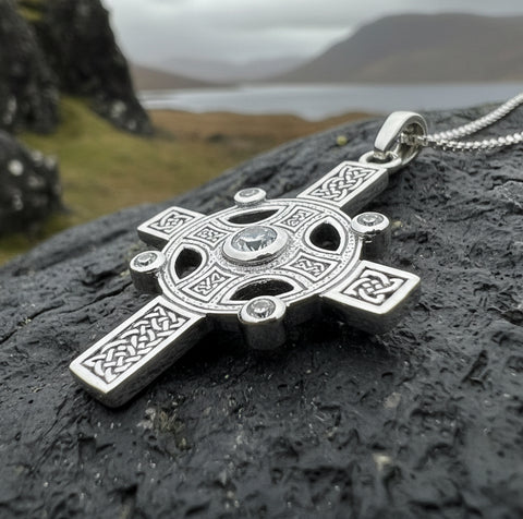 Load image into Gallery viewer, Celtic Cross Necklace, Scottish Jewelry, Diamond Cross Pendant, First Communion Cross, Christian Jewelry, Religious Jewelry, Scotland Gift