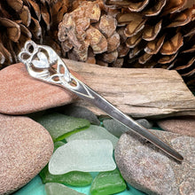 Load image into Gallery viewer, Claddagh Kilt Pin, Irish Jewelry, Ireland Gift, Friendship Gift, Celtic Kilt Pin, Feis Gift, Irish Brooch, Celtic Groom Gift, Bagpiper Gift