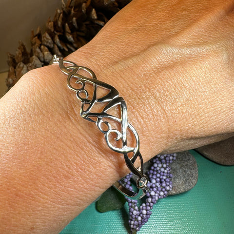 Load image into Gallery viewer, Celtic Knot Bracelet, Celtic Jewelry, Irish Jewelry, Love Knot Jewelry, Bridal Jewelry, Scotland Jewelry, Wife Gift, Ireland Gift, Mom Gift