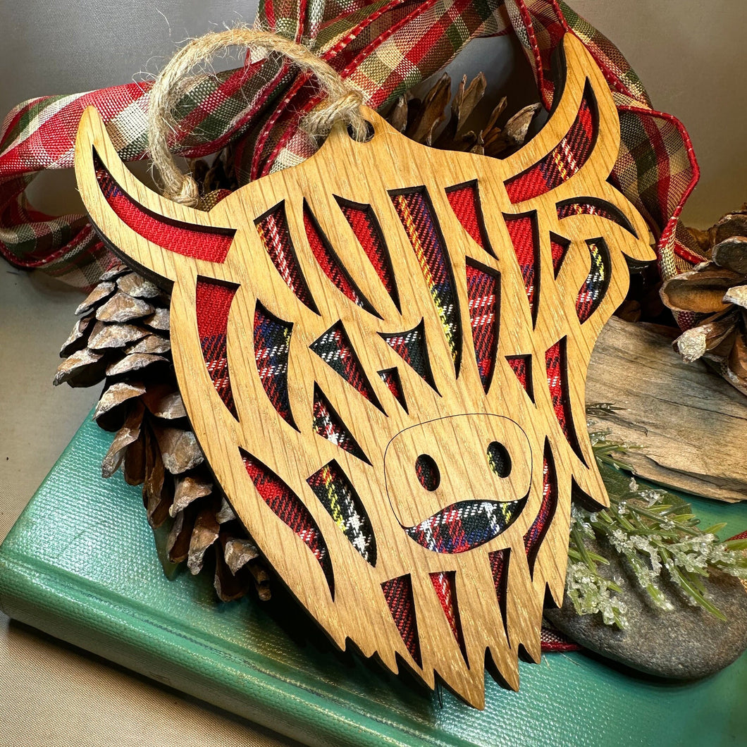 Highland Cow Ornament, Christmas Ornament, Scotland Gift, Scottish Cow, Tartan Gift, Christmas Tree Ornament, Holiday Gift, Oak Wood Plaque