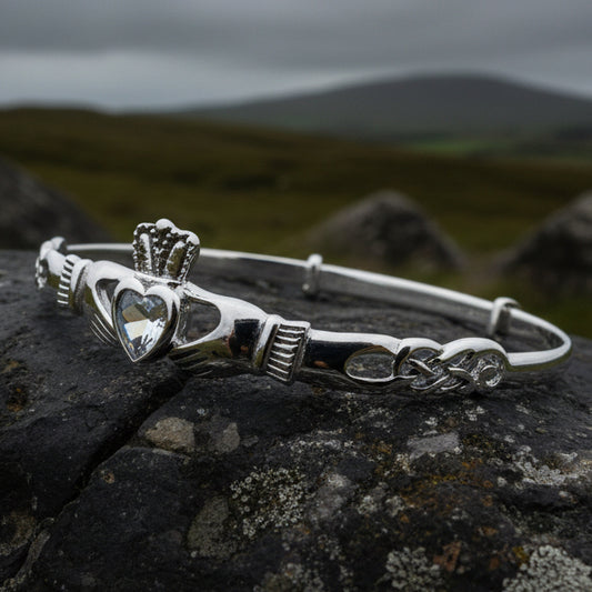 Claddagh Bracelet, Celtic Jewelry, Irish Jewelry, Ireland Gift, Bride Jewelry, Bangle Bracelet, Girlfriend Gift, Wife Gift, Anniversary Gift