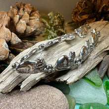 Load image into Gallery viewer, Cat Bracelet, Celtic Jewelry, Sitting Cat Bracelet, Nature Jewelry, Animal Bracelet, Blue Topaz Gift, Silver Wife Gift, Silver Link Bracelet