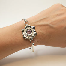 Load image into Gallery viewer, Daffodil Bracelet, Celtic Jewelry, Wales Jewelry, Flower Jewelry, Welsh Bangle Bracelet, Nature Gift, Daffodil Jewelry, Mom Gift, Wife Gift