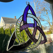 Load image into Gallery viewer, Trinity Knot Wall Decor, Ireland Gift, Stained Glass Celtic Knot, New Home Gift, Irish Gift, Wedding Gift, Scottish Gift, Triquetra Knot