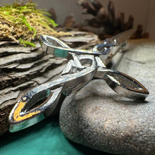 Load image into Gallery viewer, Celtic Kilt Pin, Scottish Jewelry, Scotland Kilt Pin, Tartan Pin, Anniversary Gift, Bagpiper Gift, Scotland Pin, Viking Jewelry, Irish Pin