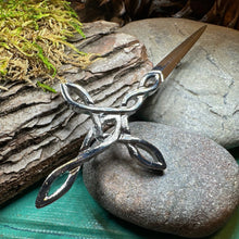 Load image into Gallery viewer, Celtic Kilt Pin, Scottish Jewelry, Scotland Kilt Pin, Tartan Pin, Anniversary Gift, Bagpiper Gift, Scotland Pin, Viking Jewelry, Irish Pin