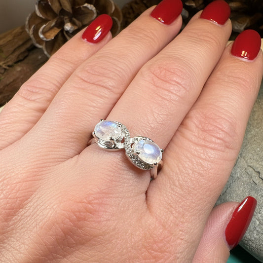 Moonstone Infinity Ring, Promise Ring, Engagement Ring, Celtic Jewelry, Anniversary Gift, Solitaire Ring, Boho Statement Ring, Cocktail Ring